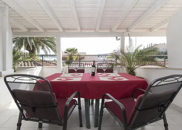 לינה וארוחת בוקר Bed & Breakfast Palma מדולין